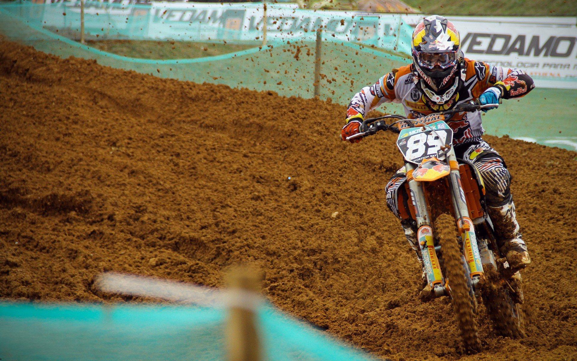 勒布朗·詹姆斯数据传奇,18岁至41岁稳定如磐石,场均20+6+6成生涯底线